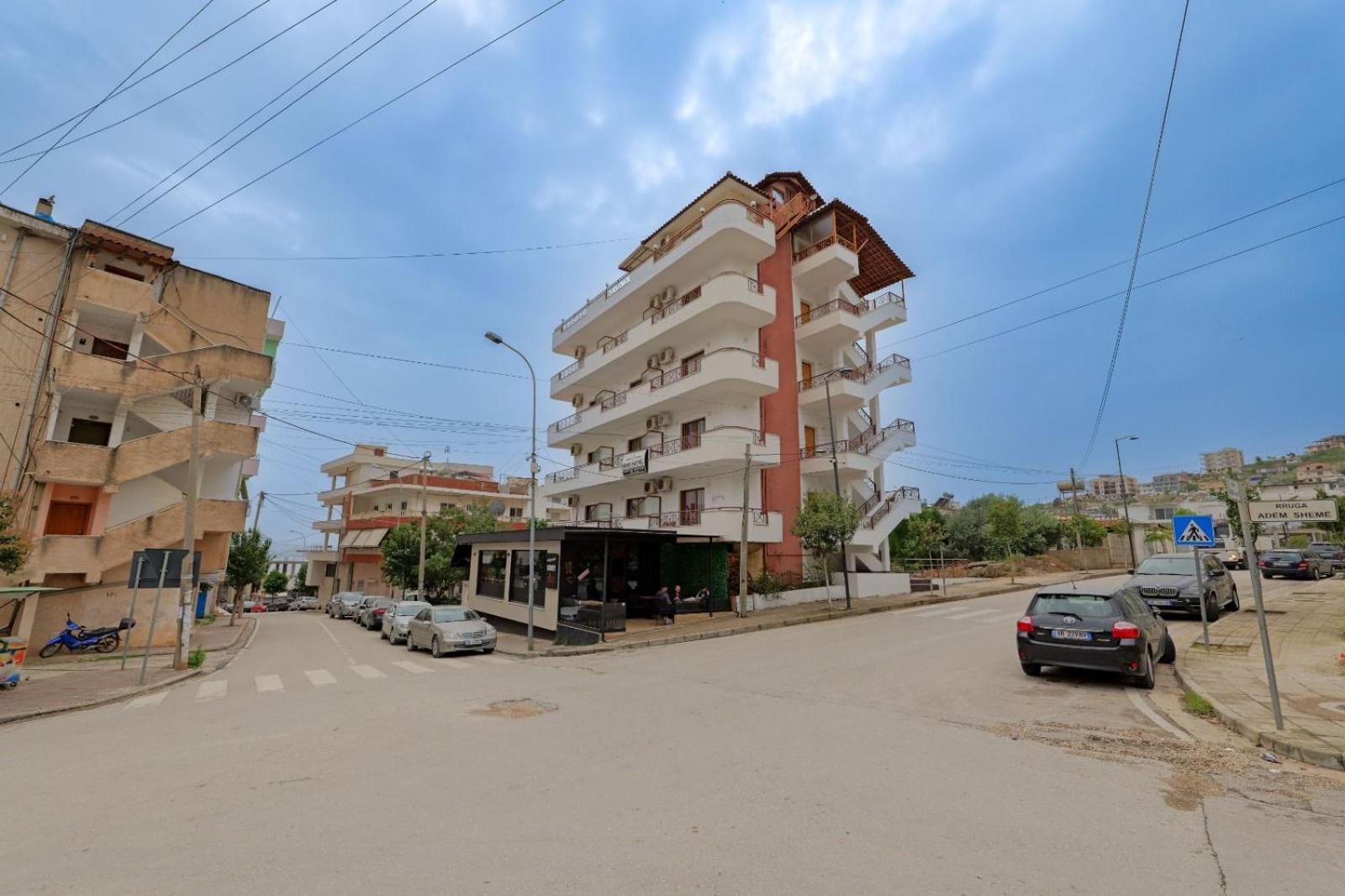 Hotel Eden Sarandë Exterior foto