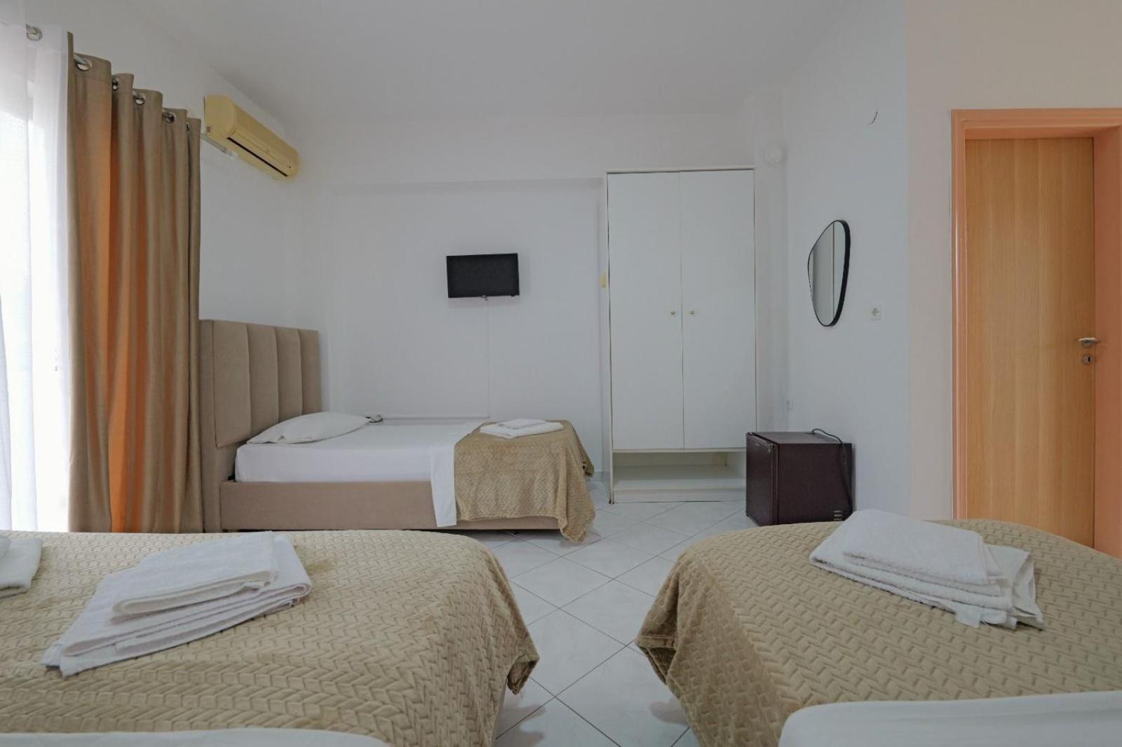 Hotel Eden Sarandë Exterior foto