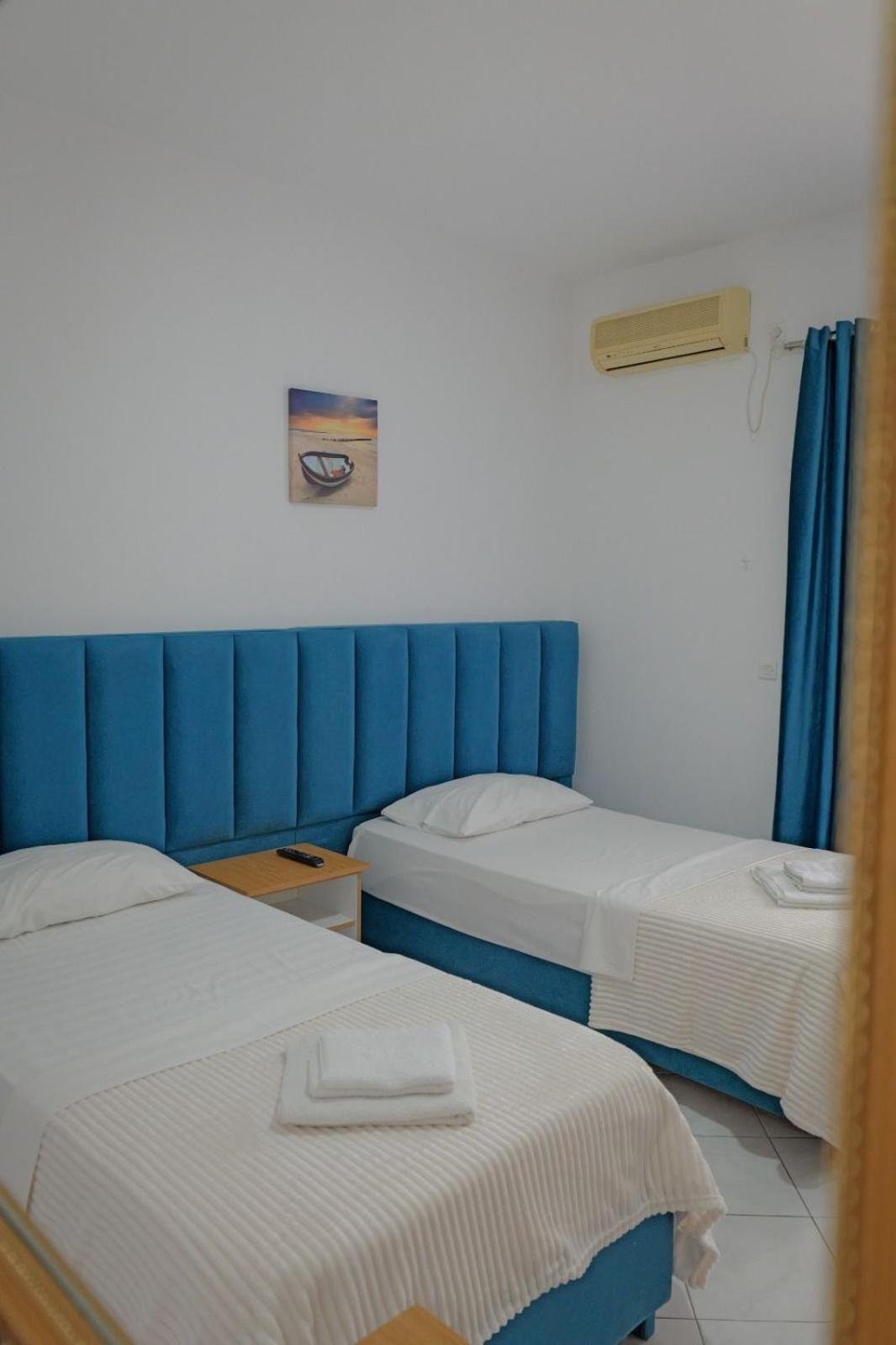 Hotel Eden Sarandë Exterior foto